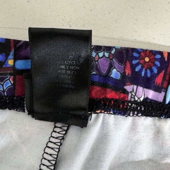 Disney Hunchback Of Notre Dame Leggings Stain glass‎ Vibrant Stretch Size 32x29 - Picture 8 of 10